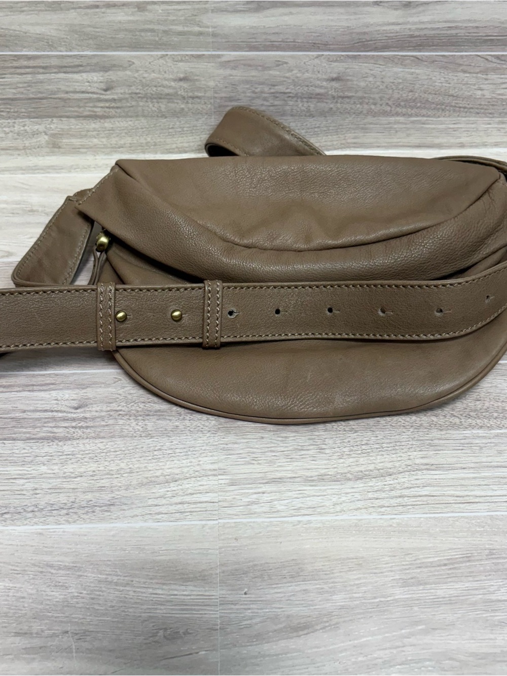 HOBO Taupe Leather Belt Bag - Picture 11 of 14